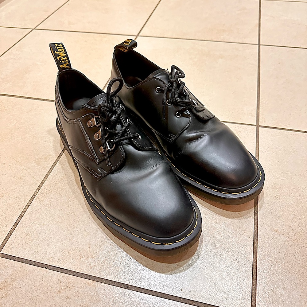 Men’s Dr. Marten loafer derby shoes 1461